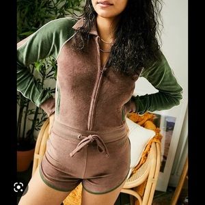 Iets Frans Kristen velour jumpsuit NWT